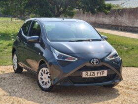 Used Toyota AYGO 1.0 VVT-i x-play Euro 6 (s/s) 5dr
