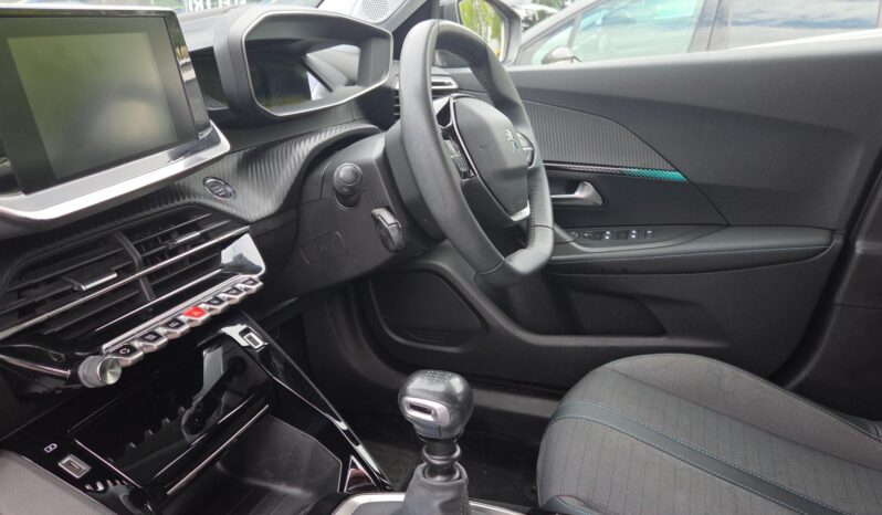 Used Peugeot 2008 1.2 PureTech Allure Premium Euro 6 (s/s) 5dr full