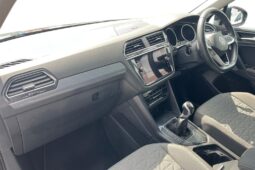 Used Volkswagen Tiguan 1.5 TSI Life Euro 6 (s/s) 5dr full