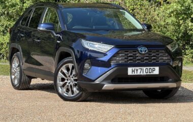 Used Toyota RAV-4 2.5 VVT-h Excel CVT Euro 6 (s/s) 5dr