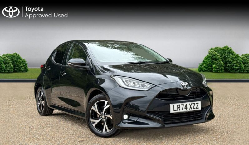 Used Toyota Yaris 1.5 VVT-h Design E-CVT Euro 6 (s/s) 5dr full