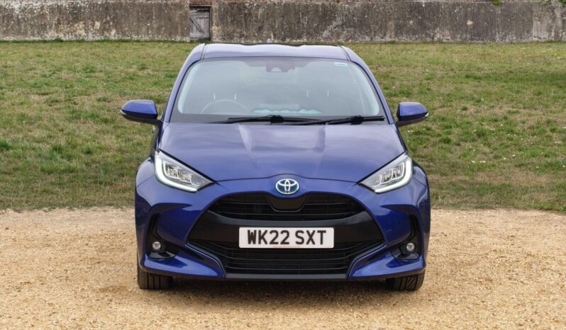 Used Toyota Yaris 1.5 VVT-h Design E-CVT Euro 6 (s/s) 5dr full