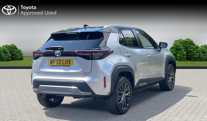 Used Toyota Yaris Cross 1.5 VVT-h Dynamic E-CVT AWD Euro 6 (s/s) 5dr full