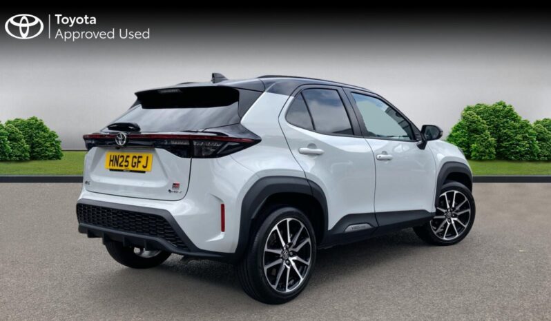 Used Toyota Yaris Cross 1.5 VVT-h GR SPORT E-CVT Euro 6 (s/s) 5dr full