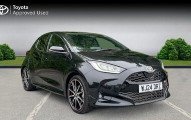 Used Toyota Yaris 1.5 VVT-h GR SPORT E-CVT Euro 6 (s/s) 5dr