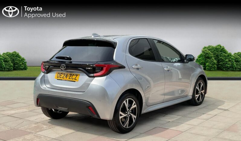Used Toyota Yaris 1.5 VVT-h Design E-CVT Euro 6 (s/s) 5dr full
