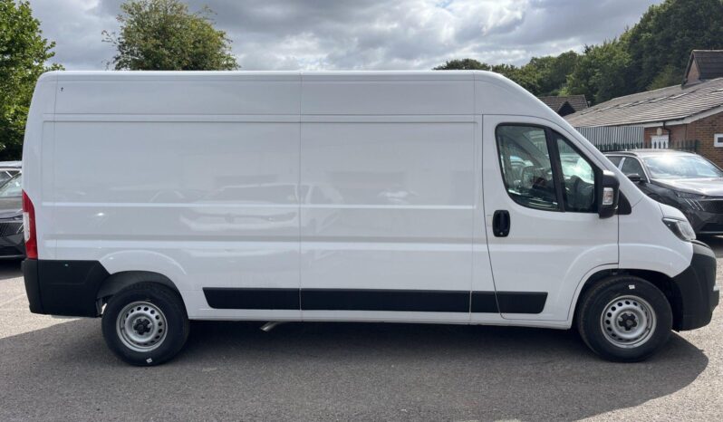 Used Peugeot Boxer 2.2 BlueHDi 335 Professional EAT8 L3 H2 Euro 6 (s/s) 5dr full