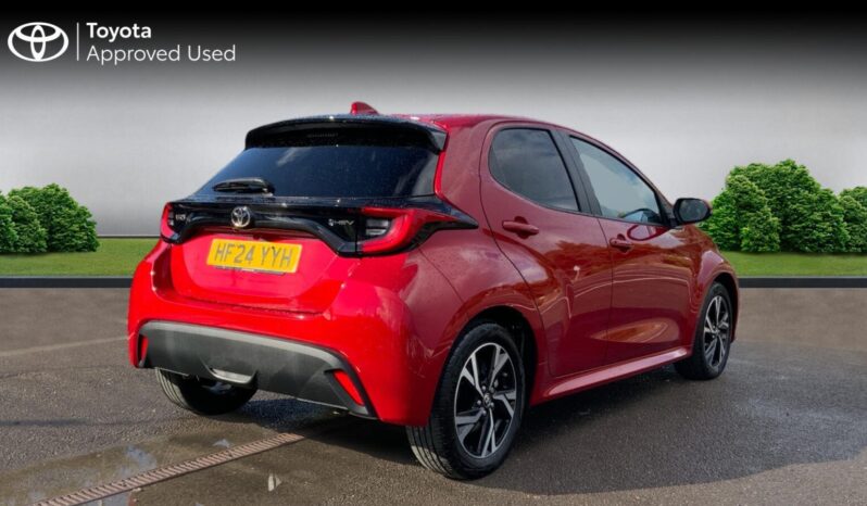 Used Toyota Yaris 1.5 VVT-h Design E-CVT Euro 6 (s/s) 5dr full