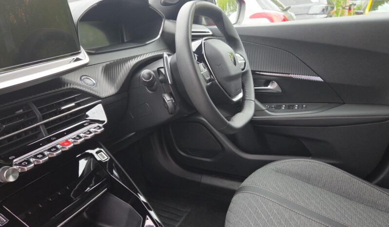 Used Peugeot 2008 1.2 PureTech Allure EAT Euro 6 (s/s) 5dr full