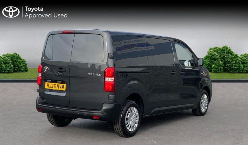 Used Toyota Proace 2.0D Icon Medium Panel Van MWB Euro 6 6dr full