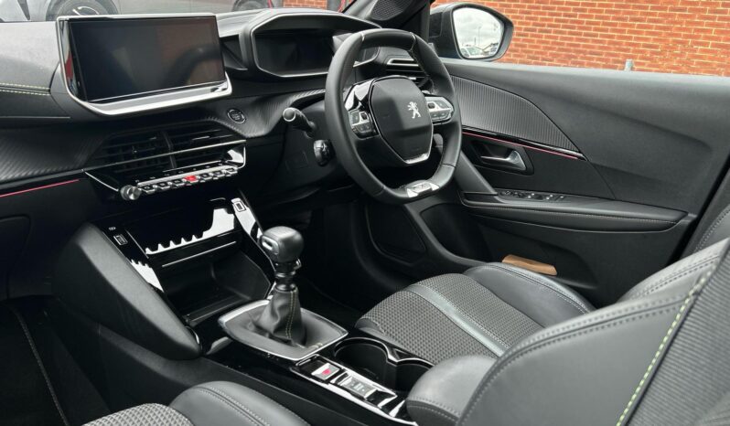 Used Peugeot 208 1.2 PureTech GT Euro 6 (s/s) 5dr full