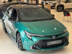Used Toyota Corolla 1.8 VVT-h Excel CVT Euro 6 (s/s) 5dr