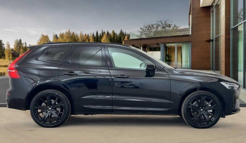 Used Volvo XC60 Black Edition Ultra, T8 AWD Plug-in hybrid, Electric/Petrol full