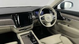 Used Volvo V90 Cross Country Plus, B5 AWD mild hybrid, Diesel full