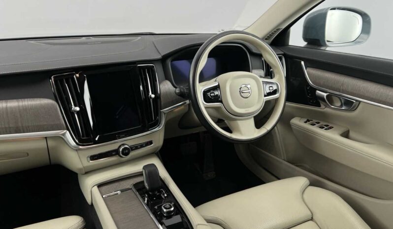 Used Volvo V90 Cross Country Plus, B5 AWD mild hybrid, Diesel full