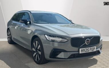 Used Volvo V90 Plus, T6 AWD Plug-in hybrid, Electric/Petrol, Dark