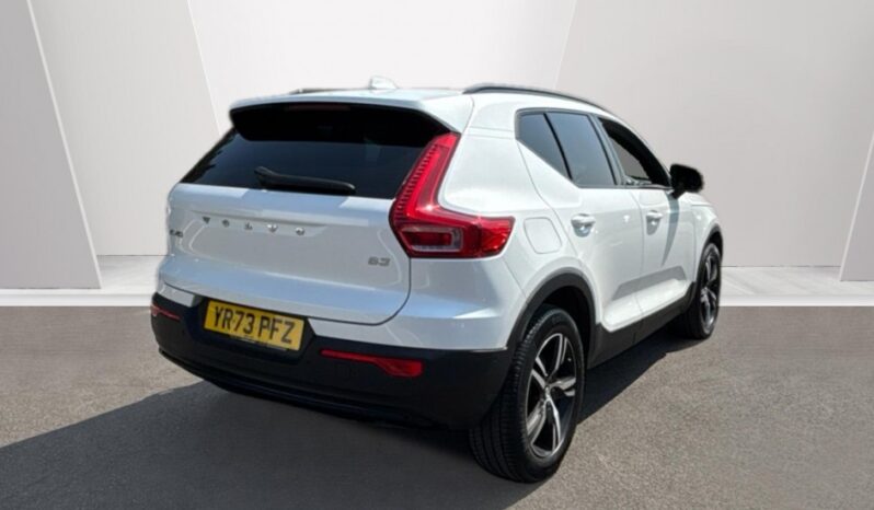 Used Volvo XC40 Plus, B3 Mild hybrid, Petrol, Dark full