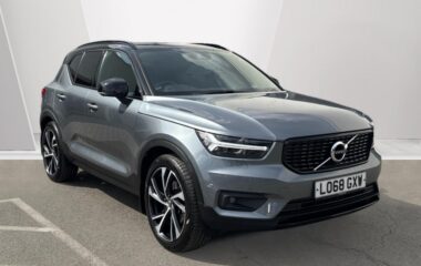 Used Volvo XC40 D4 AWD R-Design Pro Automatic