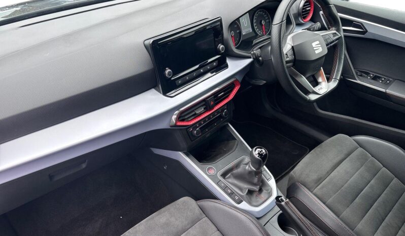 Used SEAT Arona 1.0 TSI 110 FR Edition 5dr full