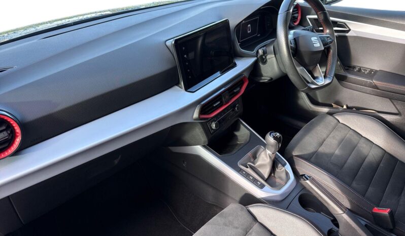 Used SEAT Arona 1.0 TSI 110 FR Sport 5dr full