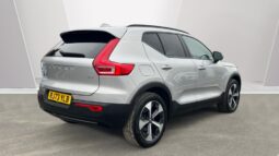 Used Volvo XC40 Ultimate, B3 Mild hybrid, Petrol, Dark full