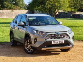 Used Toyota RAV-4 2.5 VVT-h Design CVT 4WD Euro 6 (s/s) 5dr