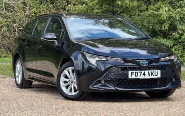 Used Toyota Corolla 1.8 VVT-h Icon Touring Sports 5dr Petrol Hybrid CVT Euro 6 (s/s) (140 ps)