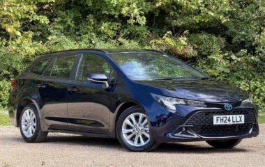 Used Toyota Corolla 1.8 VVT-h Icon Touring Sports 5dr Petrol Hybrid CVT Euro 6 (s/s) (140 ps)
