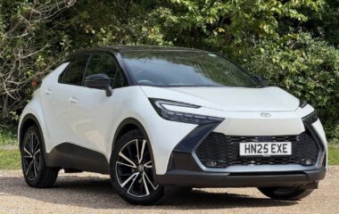 Used Toyota CHR 1.8 VVT-h Excel SUV 5dr Petrol Hybrid CVT Euro 6 (s/s) (140 ps)