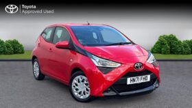 Used Toyota AYGO 1.0 VVT-i x-play Euro 6 (s/s) 5dr