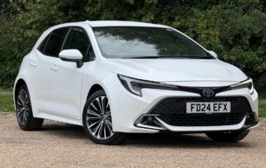 Used Toyota Corolla 2.0 VVT-h Design CVT Euro 6 (s/s) 5dr