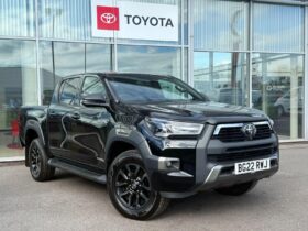 Used Toyota Hi-Lux 2.8 D-4D Invincible X Pickup Double Cab 4dr Diesel Auto 4WD Euro 6 (s/s) (204 ps)
