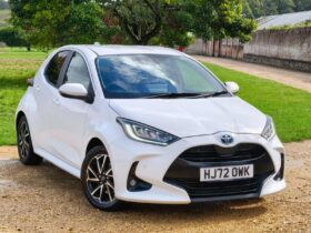 Used Toyota Yaris 1.5 VVT-h Design E-CVT Euro 6 (s/s) 5dr