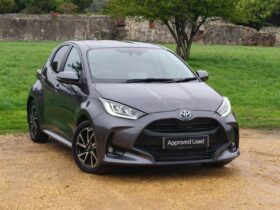 Used Toyota Yaris 1.5 VVT-h Design E-CVT Euro 6 (s/s) 5dr