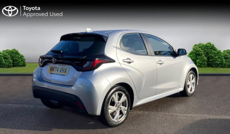 Used Toyota Yaris 1.5 VVT-h Icon E-CVT Euro 6 (s/s) 5dr full