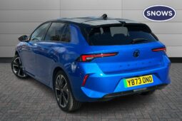 Used Vauxhall Astra 54kWh Ultimate Auto 5dr full