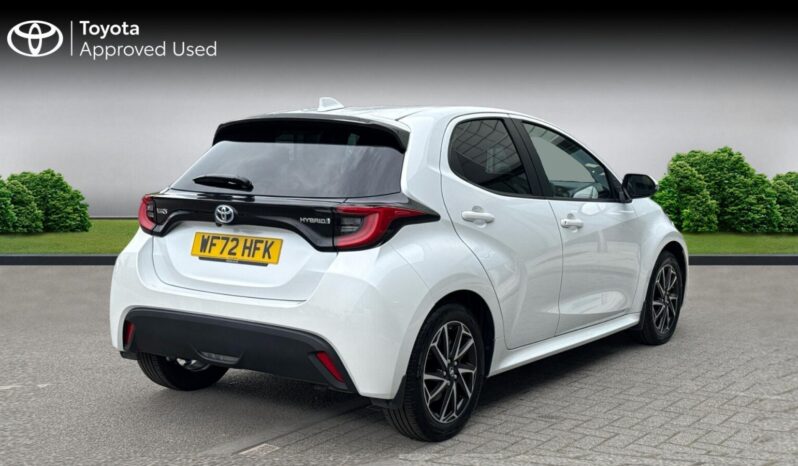 Used Toyota Yaris 1.5 VVT-h Design E-CVT Euro 6 (s/s) 5dr full
