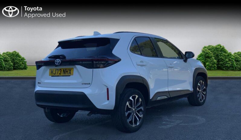 Used Toyota Yaris Cross 1.5 VVT-h Design E-CVT Euro 6 (s/s) 5dr full