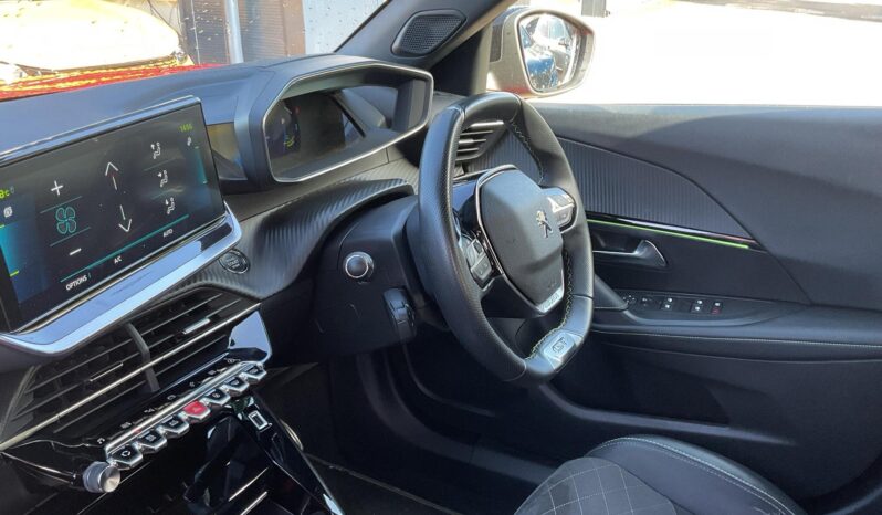 Used Peugeot 2008 50kWh GT Premium Auto 5dr full