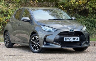 Used Toyota Yaris 1.5 VVT-h Design Hatchback 5dr Petrol Hybrid E-CVT Euro 6 (s/s) (116 ps)