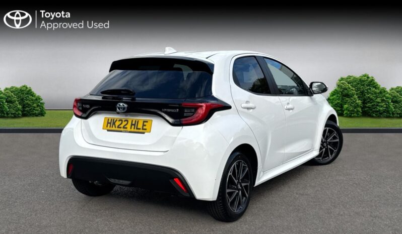 Used Toyota Yaris 1.5 VVT-h Design E-CVT Euro 6 (s/s) 5dr full
