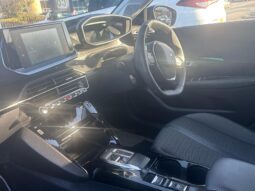Used Peugeot 208 50kWh Allure Premium Auto 5dr (7kW Charger) full