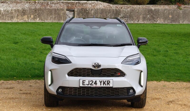 Used Toyota Yaris Cross 1.5 VVT-h GR SPORT E-CVT Euro 6 (s/s) 5dr full