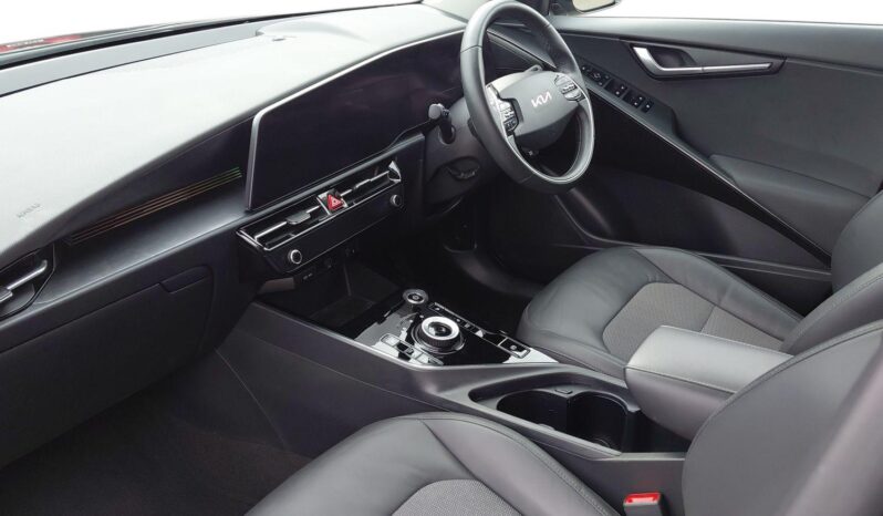Used Kia Niro 64.8 kWh 3 full