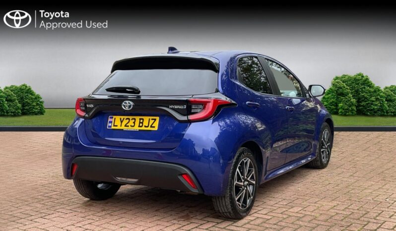 Used Toyota Yaris 1.5 VVT-h Design E-CVT Euro 6 (s/s) 5dr full