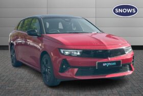 Used Vauxhall Astra 54kWh Ultimate Sports Tourer Auto 5dr