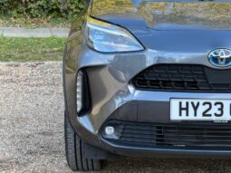 Used Toyota Yaris Cross 1.5 VVT-h Design SUV 5dr Petrol Hybrid E-CVT Euro 6 (s/s) (116 ps) full