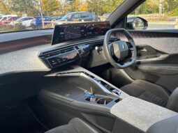 Used Peugeot 3008 73kWh GT Auto 5dr full