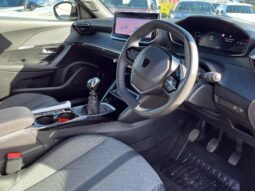 Used Peugeot 2008 1.2 PureTech Allure Euro 6 (s/s) 5dr full