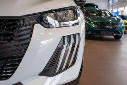 Used Peugeot 208 1.2 PureTech Style Euro 6 (s/s) 5dr full